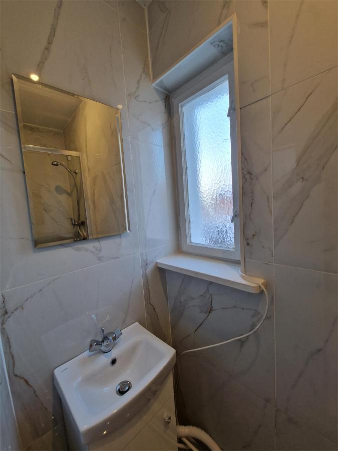 Budget Apartments 斯维诺乌伊希切 外观 照片